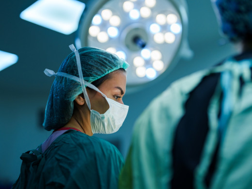 Nemocnice hledají lékaře