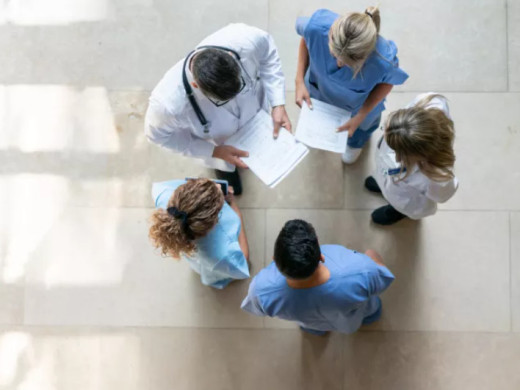 Útrapy mladých lékařů – vzdělávání, pracovní podmínky a finanční ohodnocení