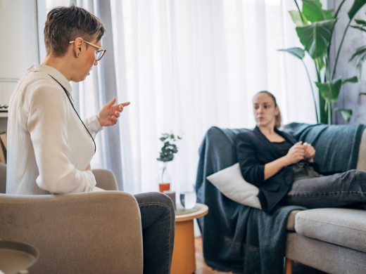 Závažnost depresivních symptomů ve středním a pozdním věku u osob s astmatem a bez astmatu