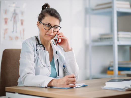 VZP ČR a Sdružení praktických lékařů se dohodly na mimořádném režimu pro povodněmi zasažené ordinace