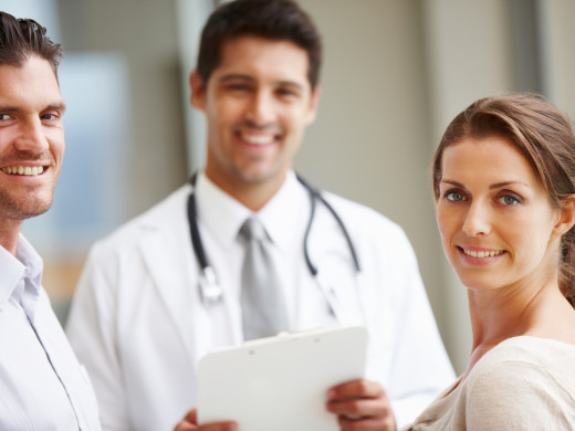 Praktické lékařství je mezi mediky v kurzu. Čím je obor lákavý a jak fungují moderní ordinace?