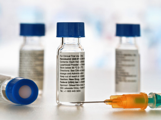 Lékový úřad EU schválil remdesivir jako léčbu covidu-19