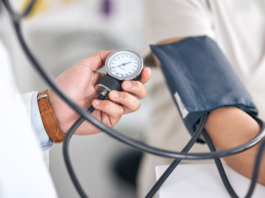 Vysoký krevní tlak trápí víc než milion klientů VZP