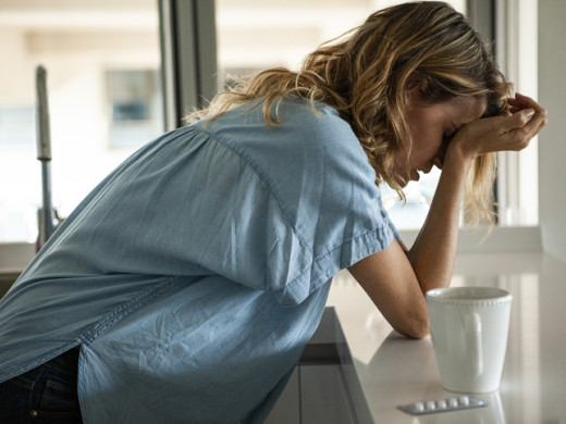 Migréna lidem krade práci a rozbíjí vztahy