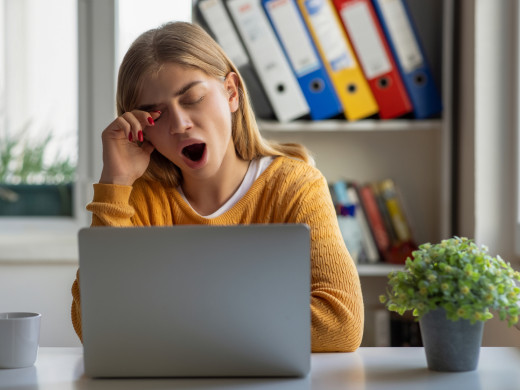 Spánek bychom neměli podceňovat: přes 50 procent Čechů trpí nějakou poruchou spánku