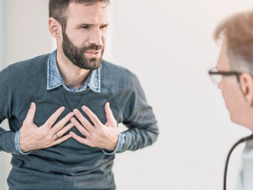 Je remise důležitým klinickým výsledkem léčby astmatu?